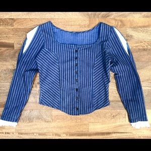 Blue and black stripe puff and slash sleeve top